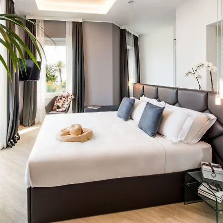 Miramare The Palace Ξενοδοχείο 5*