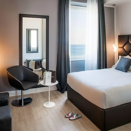 Miramare The Palace Ξενοδοχείο