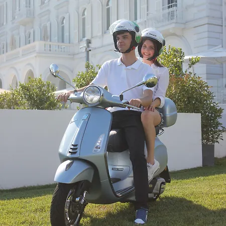 Ξενοδοχείο Miramare The Palace 5*