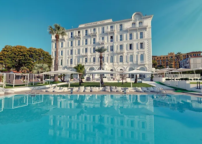 Hotell Miramare The Palace 5*