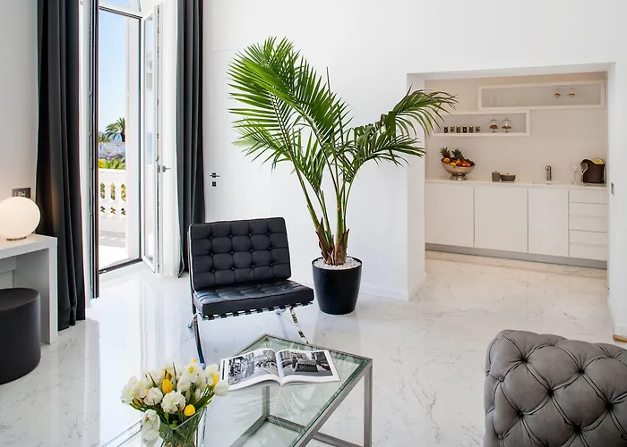 Miramare The Palace 5*